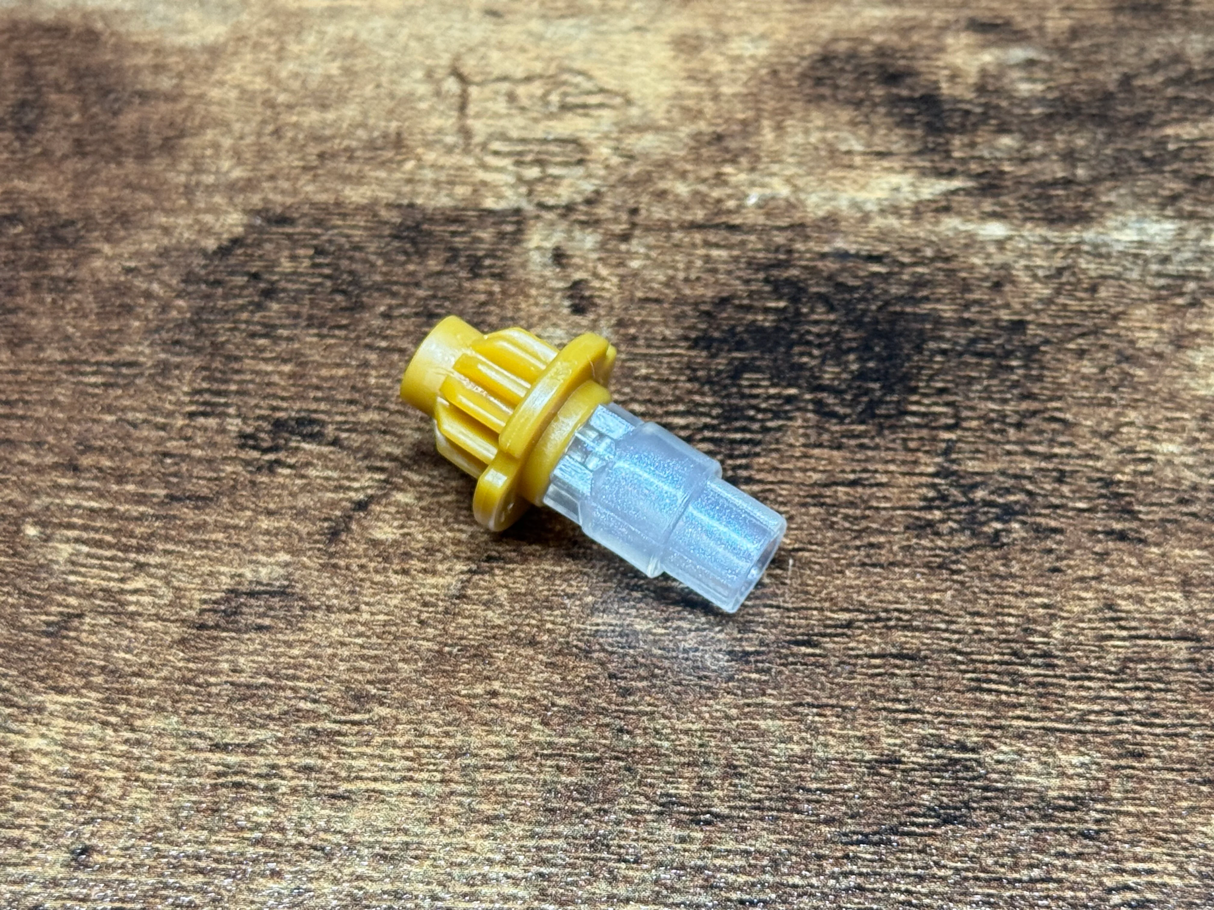 Gold Flat Bit Beyblade X Takara Tomy #1 - Image 3