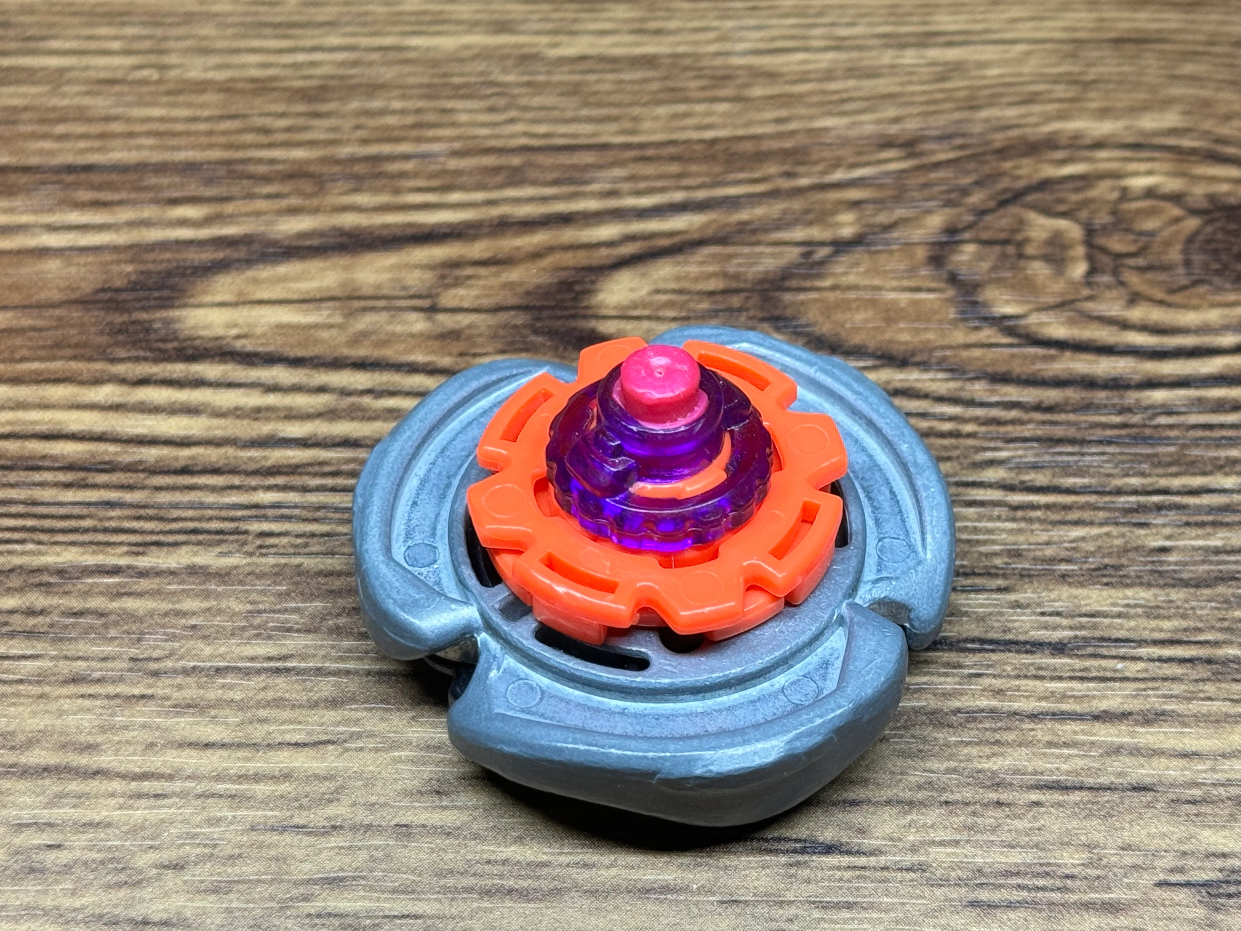 Screw Susanow CH120 RF Beyblade Metal Fight Combo #1 - Image 2