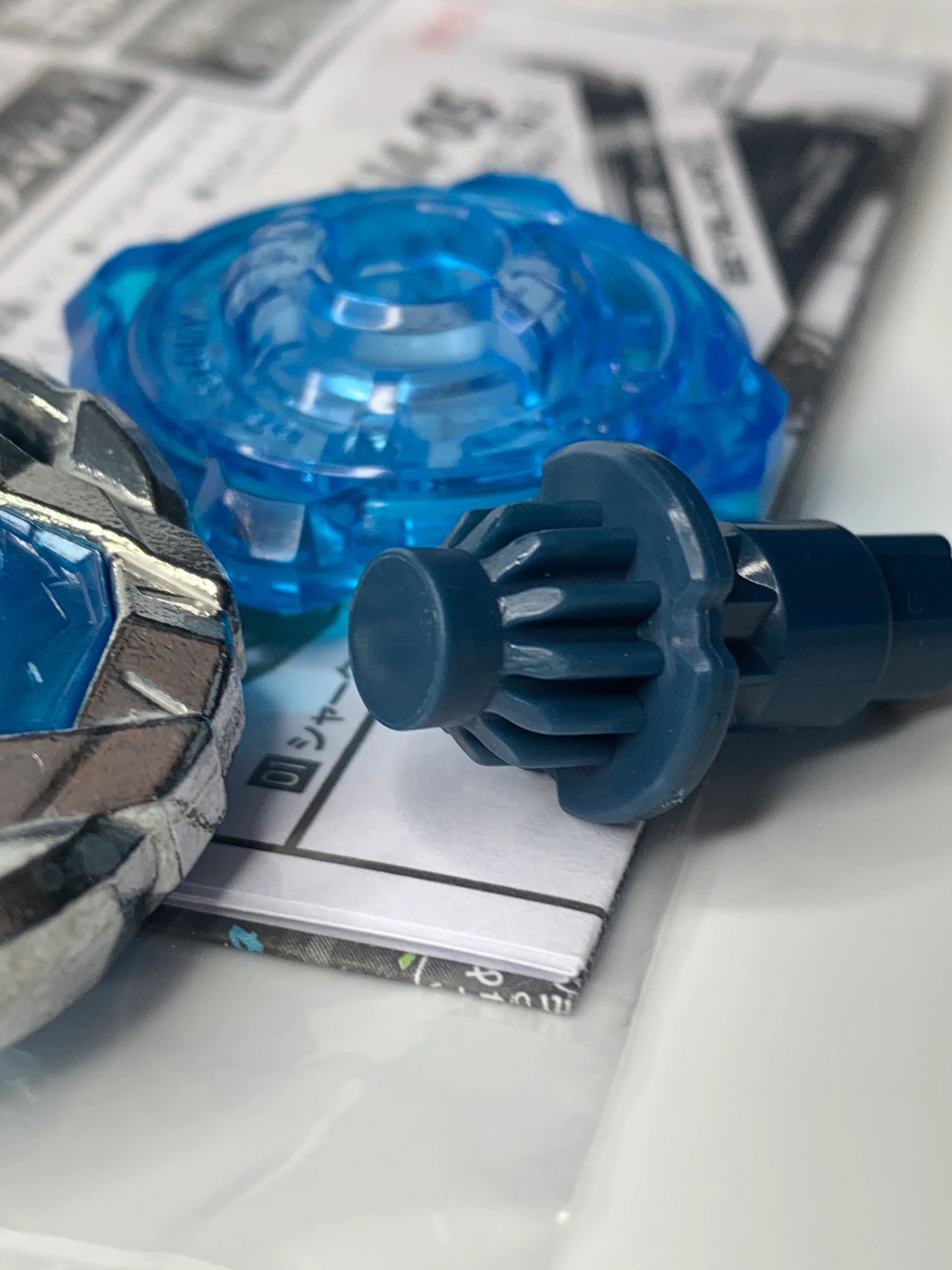 Takara Tomy Beyblade X | BX-14 05: Knight Shield 4-60LF - NWOP - Image 6