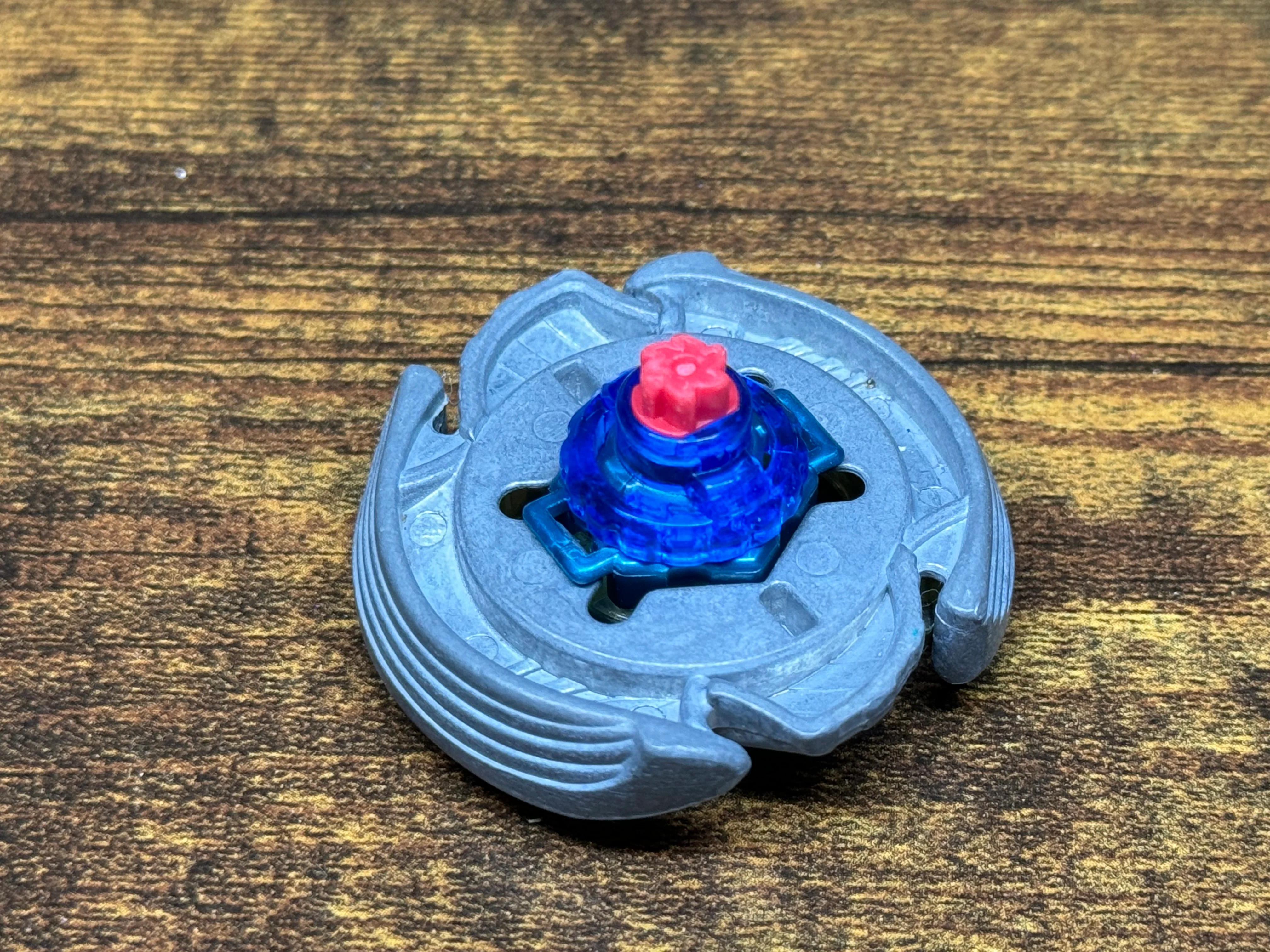 Vulcan Gemios 85 R2F Beyblade Combo #1 - Image 2